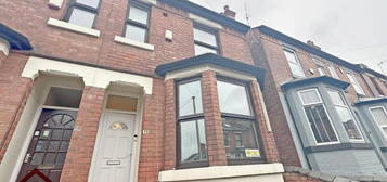 6 bedroom terraced house