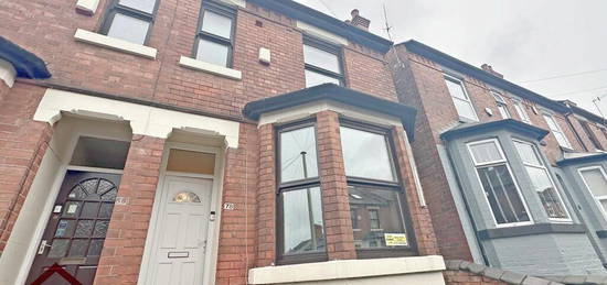 6 bedroom terraced house