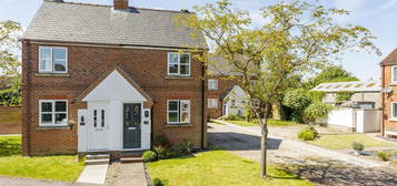 Semi-detached house to rent in White Horse Close, Huntington, York YO32