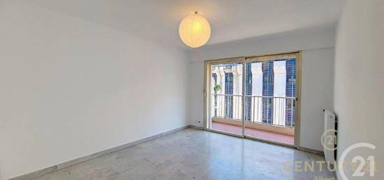 Location appartement 1 pièce 31 m²