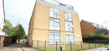 Studio to rent in Byron Court, Flamstead End Road, Cheshunt EN8