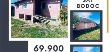 De vânzare 2 case de locuit în Bodoc!