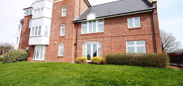 Flat to rent in Monument Court, Nevilles Cross, Durham DH1