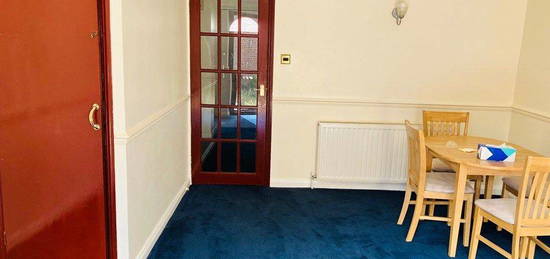 3 bed terraced house to rent