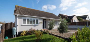 2 bed detached bungalow for sale