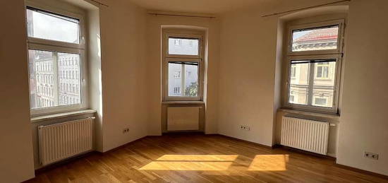 südwestseitige Eck - Wohnung in Altbau nächst U3 Ottakring