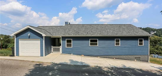 101 Millsboro Rd, Dry Tav/rices Landing, PA 15357