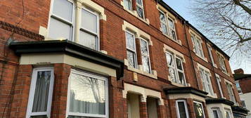 4 bedroom terraced house