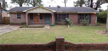 1659 Hand Ave, Mobile, AL 36612