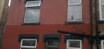 3 bed shared accommodation to rent