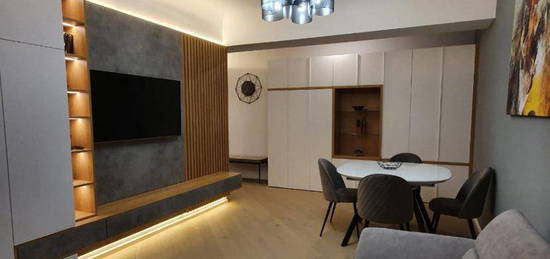 Apartament Cortina Academy