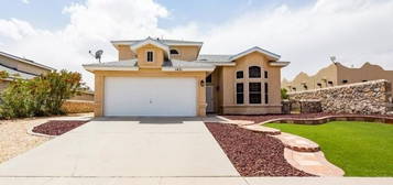 1421 Copper Ridge Dr, El Paso, TX 79912