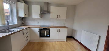 2 bedroom terraced house