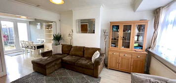 2 bed terraced house to rent