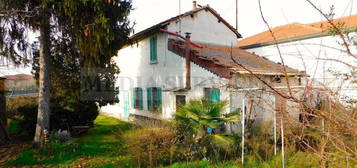 CASA INDIPENDENTE su QUATTRO LATI con TERRENO di C