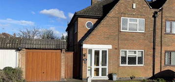 3 bedroom semi-detached house to rent