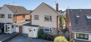 3 bed detached house for sale