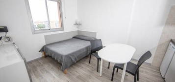 Studio meublé  à louer, 1 pièce, 20 m², Ascenseur