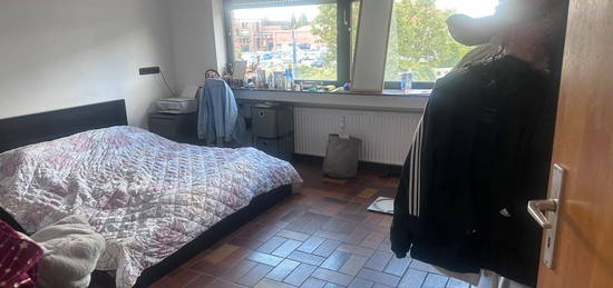 50 M2 WOHNUNG