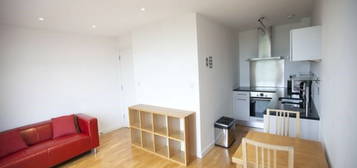 Flat to rent in Palmers Road, London E2