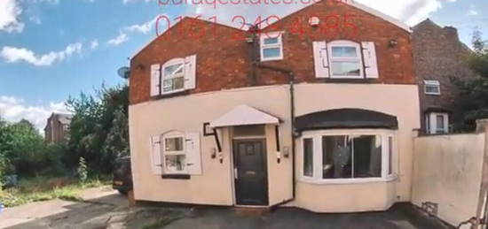 4 bedroom semi-detached house