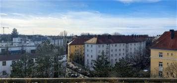 Selbstbezug oder Investitionsobjekt - Möblierte 1 Zimmerwohnung mit Blick über die Dächer von München Laim