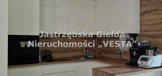 M-4 w apartamentowcu w doskonałej lokalizacji.