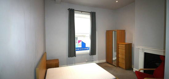 1 bedroom flat share