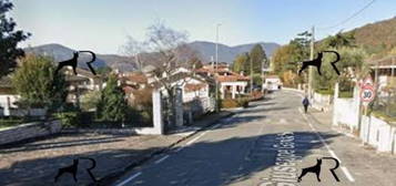 Villetta bifamiliare all'asta in via Giuseppe Garibaldi, 20