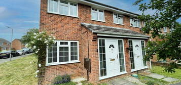 3 bedroom end of terrace house