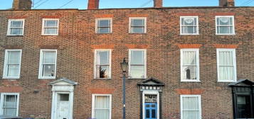 6 bedroom terraced house for sale