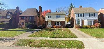 3662 Winchell Rd, Shaker Heights, OH 44122