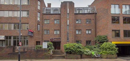 Flat to rent in Upper Richmond Road, London SW15