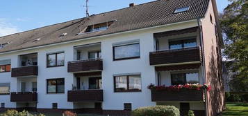 * 3-Zimmer-Wohnung mit Loggia & Garage * in gepflegter Wohnanlage am Stadtrand von Burgdorf