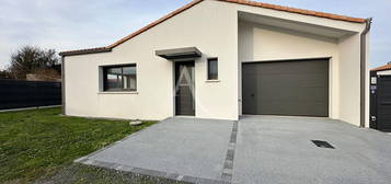 Maison de plain-pied  à vendre, 4 pièces, 3 chambres, 98 m²