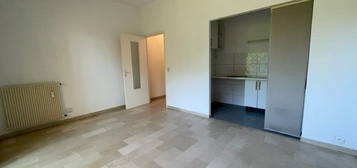 Location appartement 1 pièce 27 m²