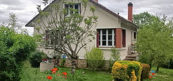 Maison traditionnelle 3 étages  à vendre, 5 pièces, 3 chambres, 80 m²