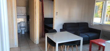 Loue appartement meublé