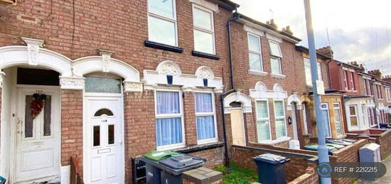 3 bedroom terraced house