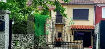 Casa adosada en Ba&#xF1;os de Molgas