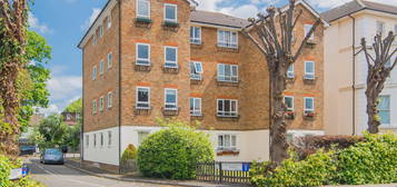 2 bed flat to rent