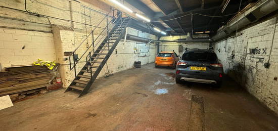 Parking/garage to rent in Argyle Works, Alma Street, Smethwick, West Midlands B66