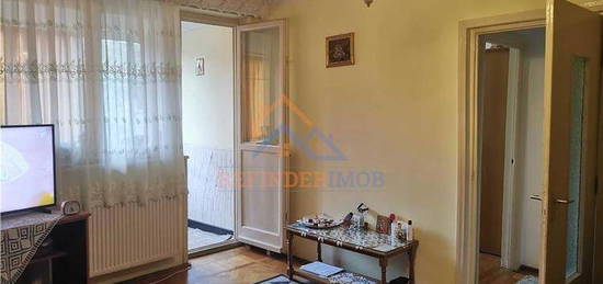 Apartament 2 camere de vanzare