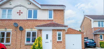 3 bedroom semi-detached house