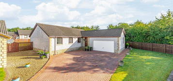 4 bedroom detached bungalow for sale