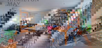 Przestronny apartament na ostatnim piętrze