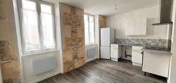 Appartement  à louer, 3 pièces, 2 chambres, 85 m²