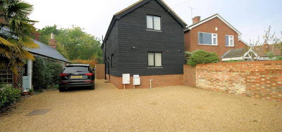 3 bedroom detached house to rent