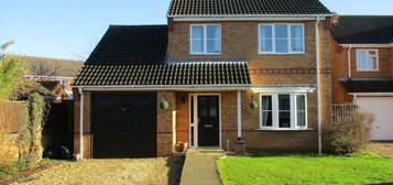 3 bedroom detached house