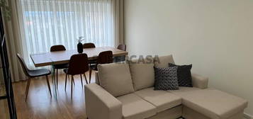 Apartamento T3 completamente remodelado em Gueifães